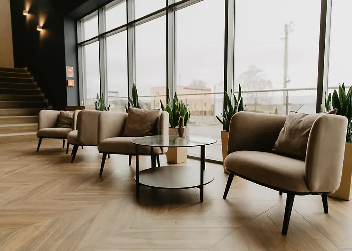 Molto Bene Hotel & Restaurant